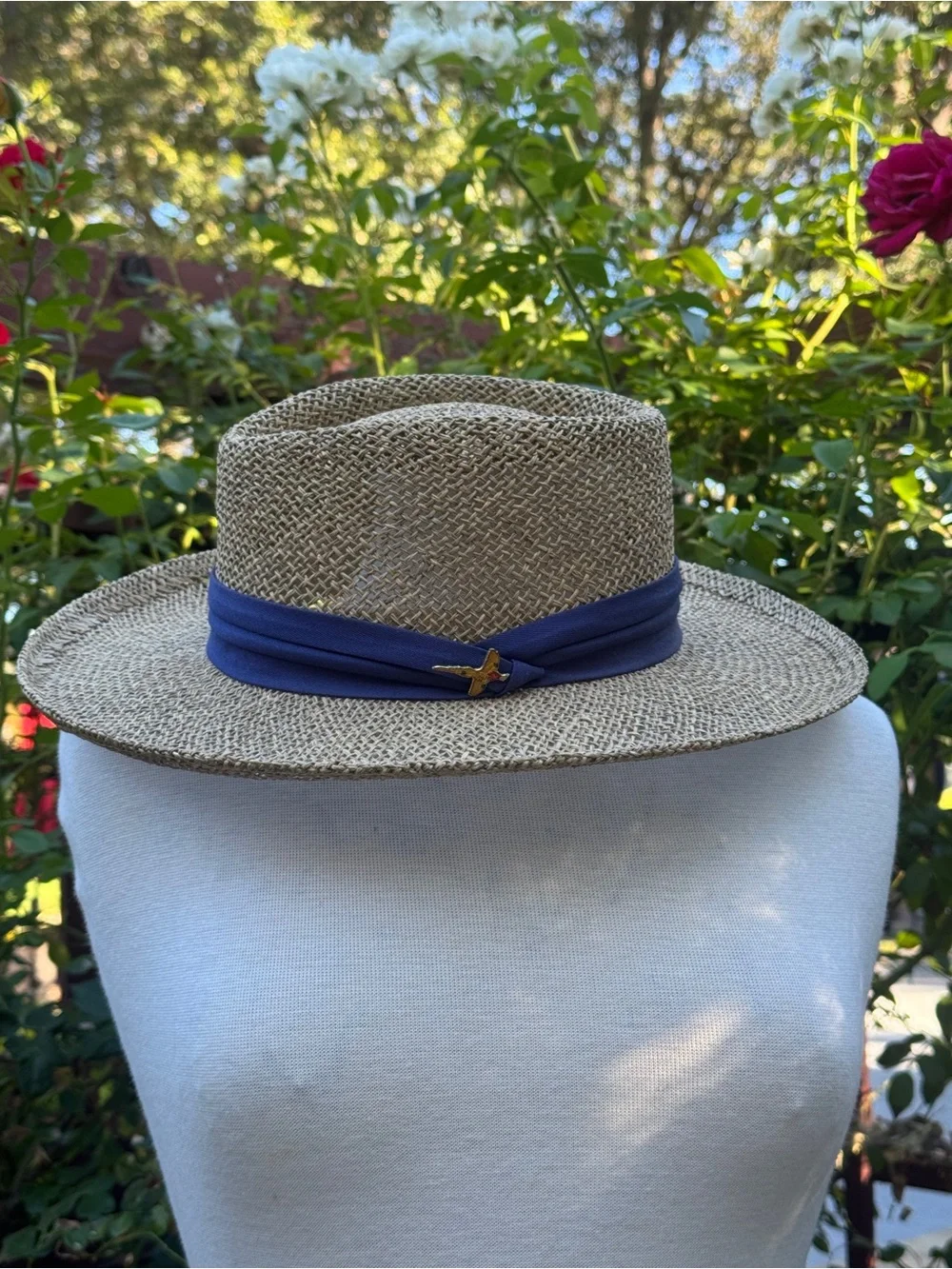 Vintage Straw Hat with Navy Band & VTG pin
